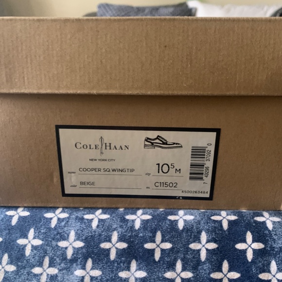 Mens shoes